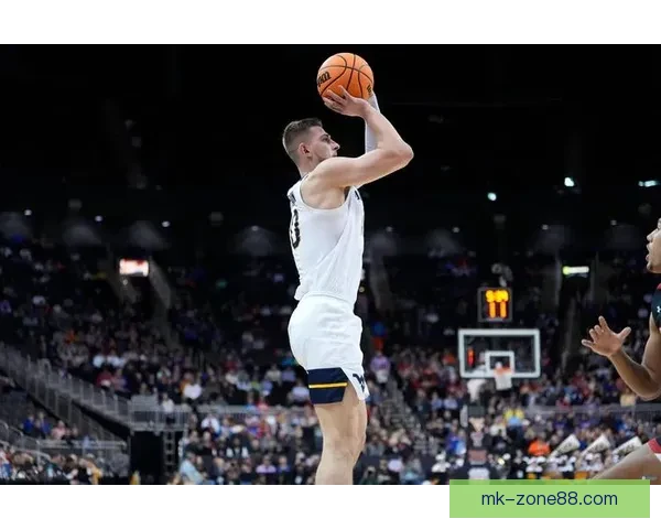 布罗格登退役后回归弗吉尼亚大学担任篮球战略顾问