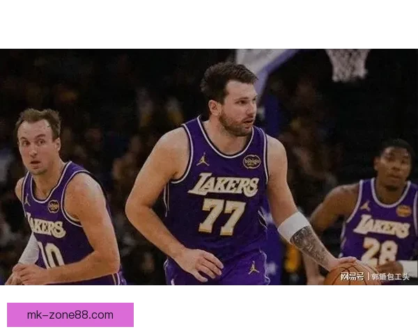 东契奇爆砍43分创纪录詹姆斯准三双湖人力克步行者西卡被驱逐引争议