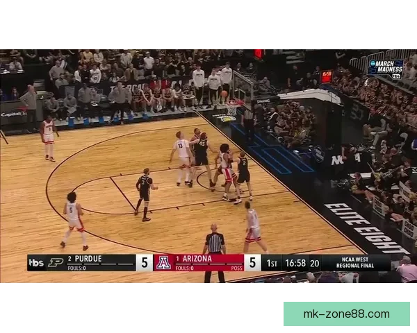 布莱斯随队再度夺冠 亚利桑那大学力克普渡挺进NCAA终极四强